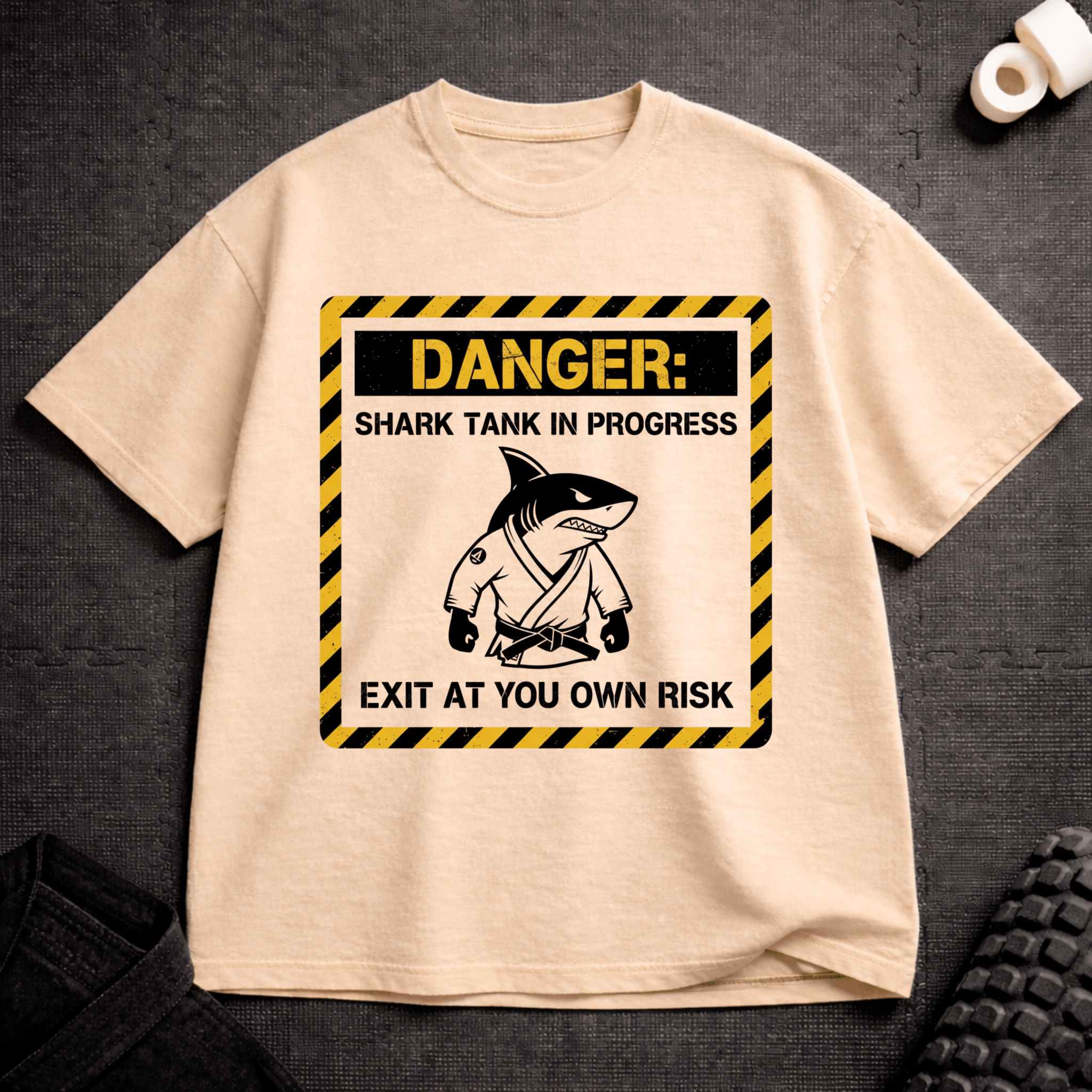 Shark Tank T-Shirt - Tenaz