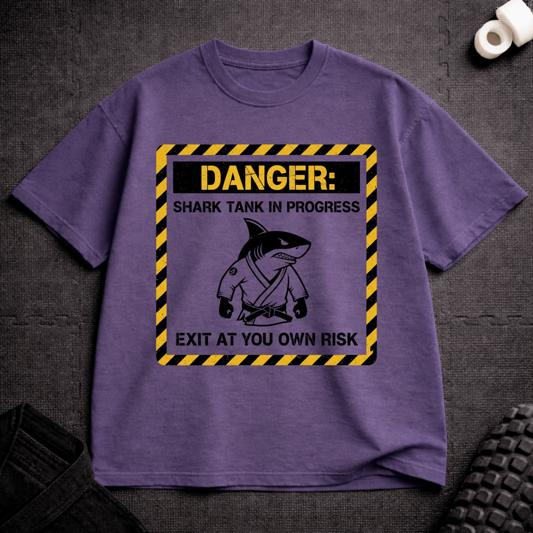 Shark Tank T-Shirt - Tenaz